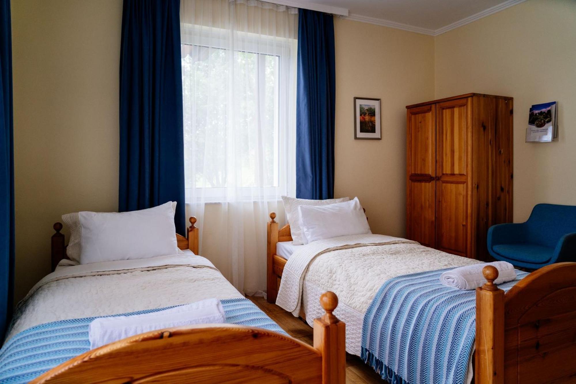 Gurudeva Bhavan Somogyvámos Extérieur photo