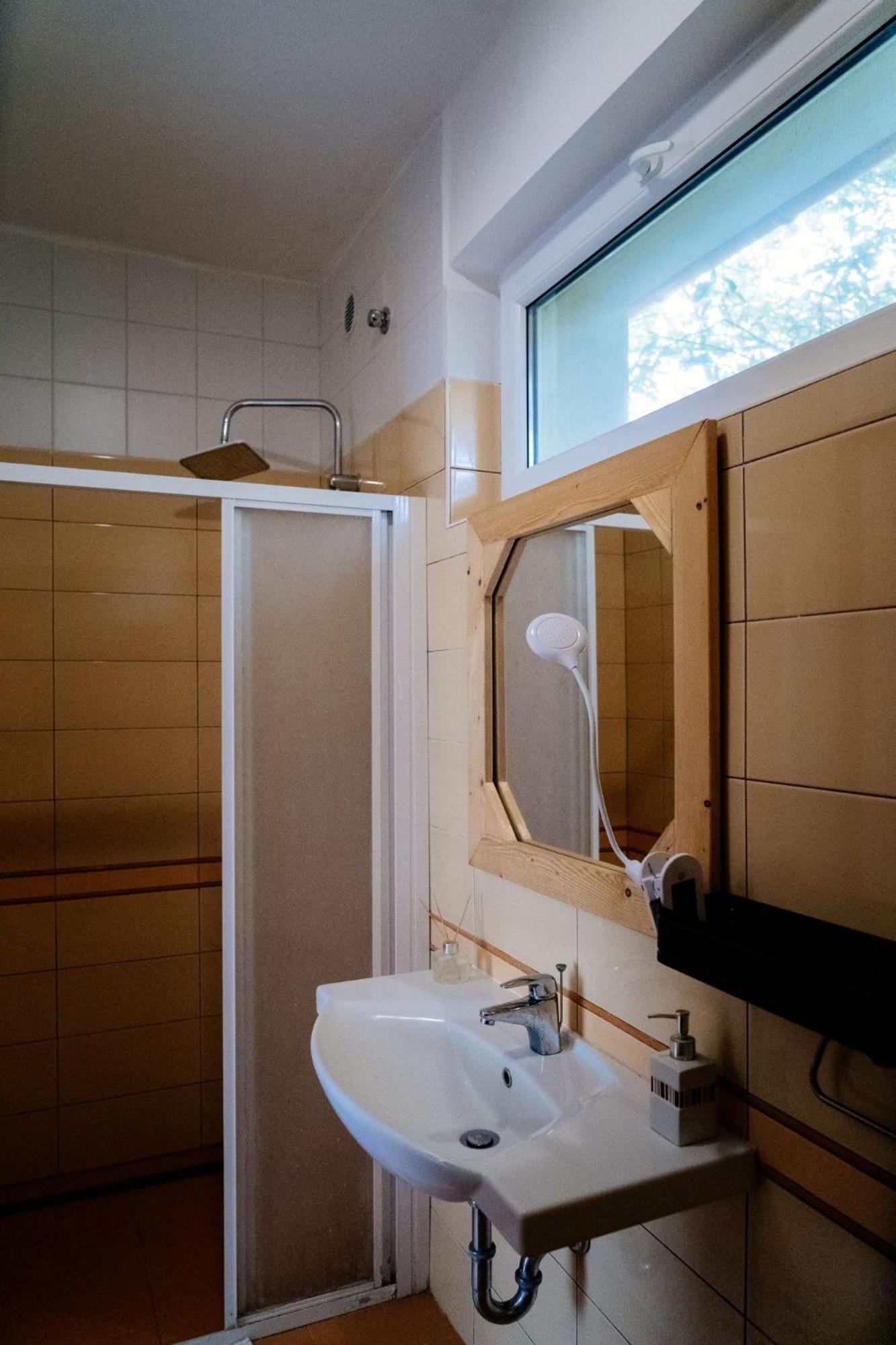 Gurudeva Bhavan Somogyvámos Extérieur photo